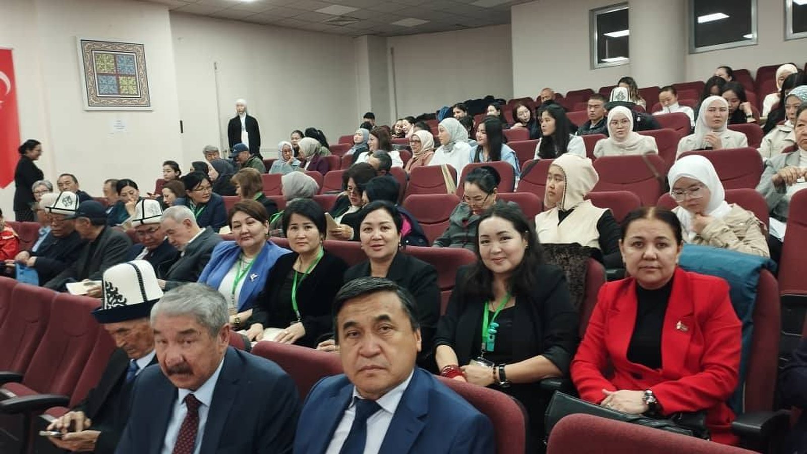 Учёные КУМУ приняли участие в международном симпозиуме «Салижан Жигитов и литература»