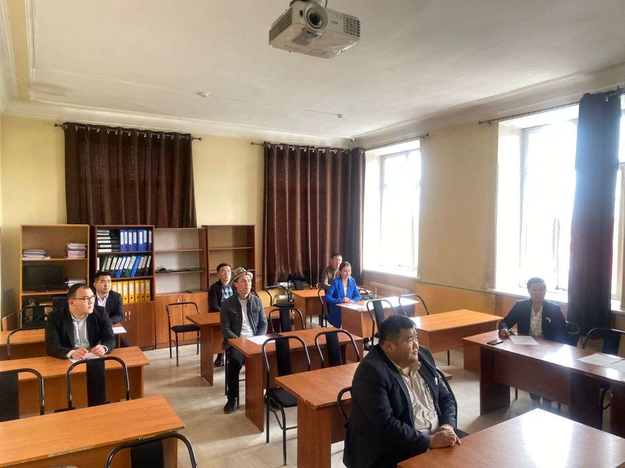 ОШ МАМЛЕКЕТТИК УНИВЕРСИТЕТИНИН АСПИРАНТУРА ЖАНА ДОКТОРАНТУРА БӨЛҮМҮНДӨ PhD ПРОГРАММАЛАРГА КАБЫЛ АЛУУ СЫНАКТАР УЮШТУРУЛДУ