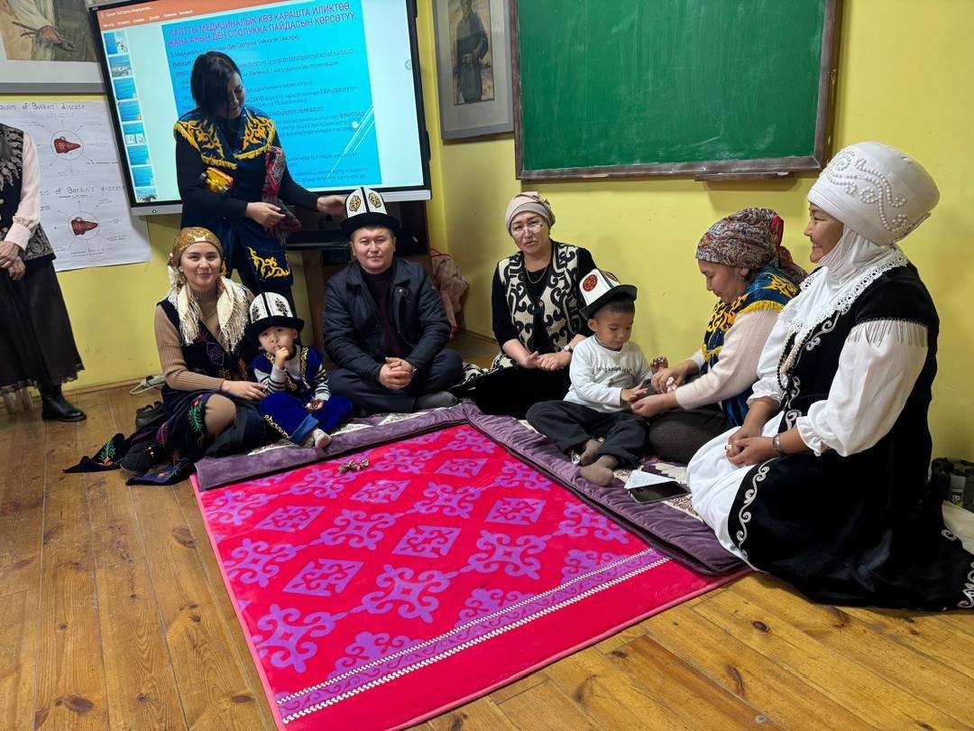 «Кыргыз салттары жаш изилдөөчүлөрдүн көзү менен: илимий ой жүгүртүү» аттуу темадагы тегерек стол болуп өттү