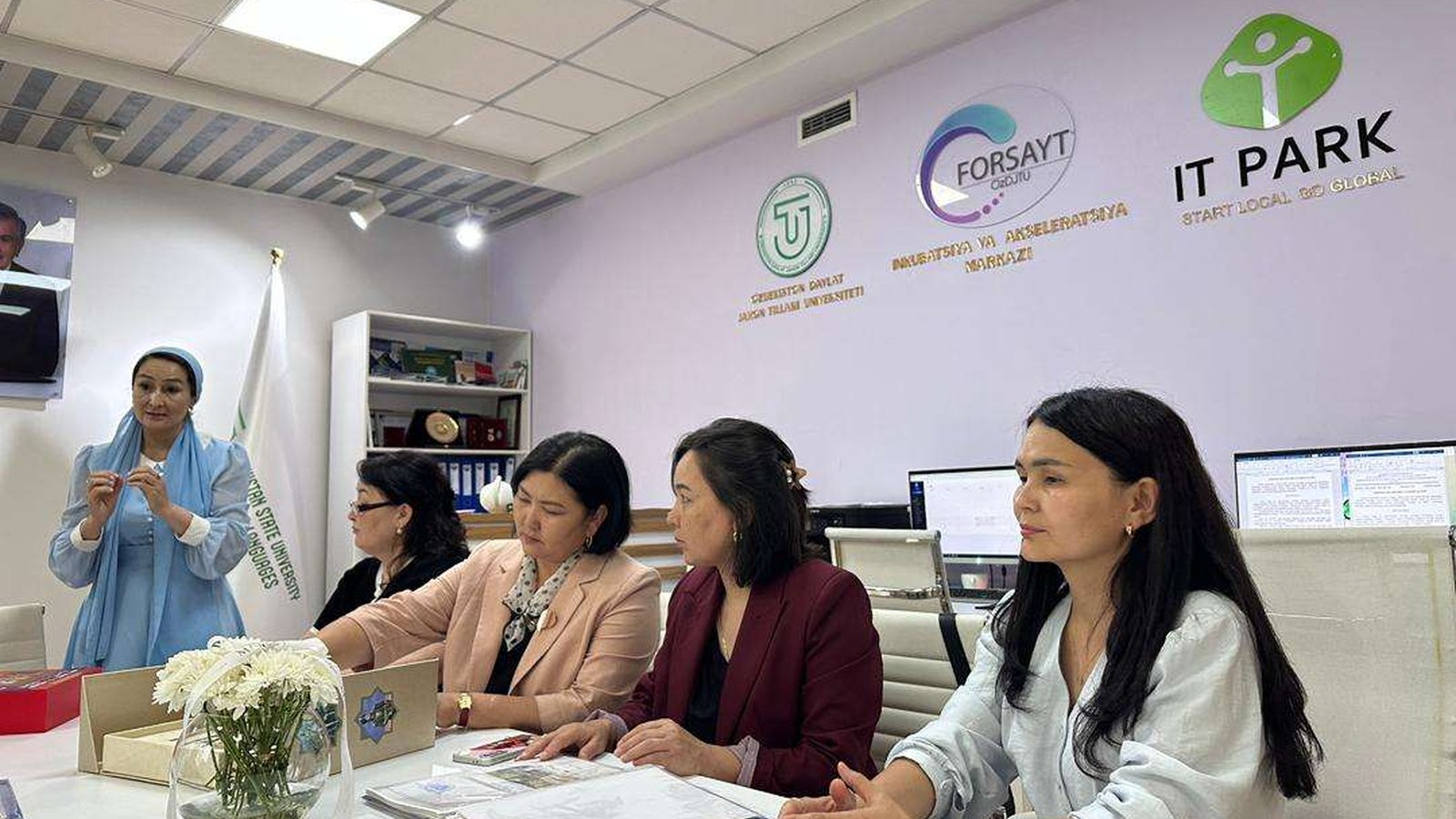 PhD докторанты на научно-исследовательской стажировке